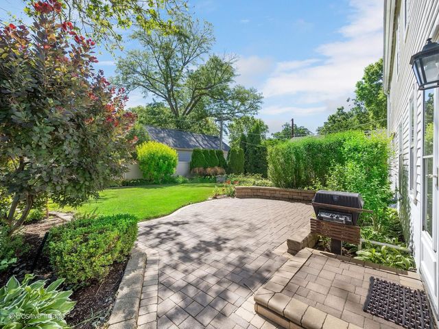 217 S Rex Boulevard, Elmhurst, IL 60126