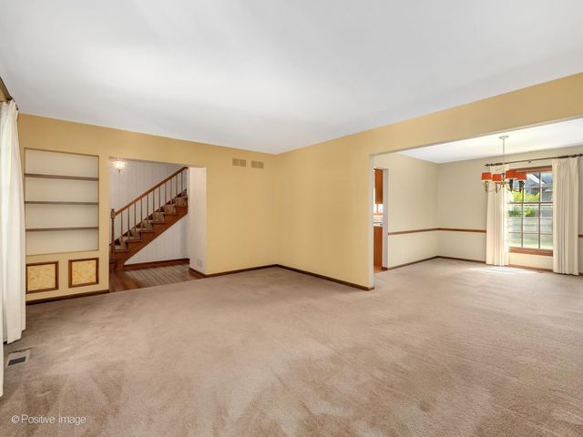 217 S Rex Boulevard, Elmhurst, IL 60126