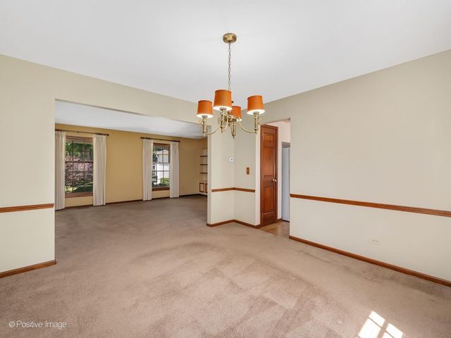 217 S Rex Boulevard, Elmhurst, IL 60126