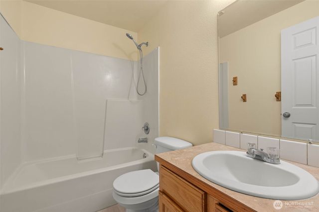 14510 W Throne Lane SW, Lakewood, WA 98498