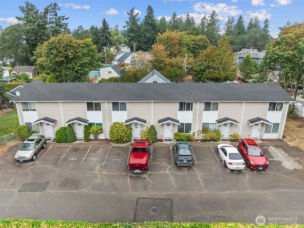 14510 W Throne Lane SW, Lakewood, WA 98498