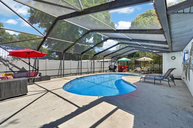 421 Orchis Rd, St Augustine, FL 32086