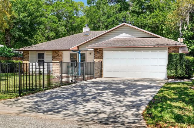 421 Orchis Rd, St Augustine, FL 32086