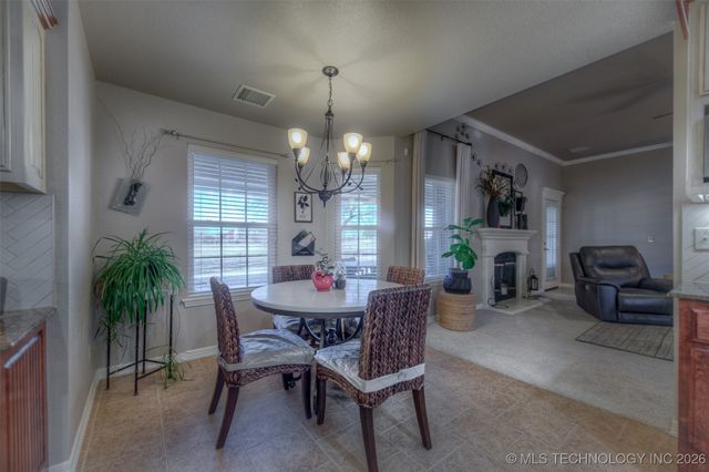 9934 S Maybelle Avenue, Jenks, OK 74037