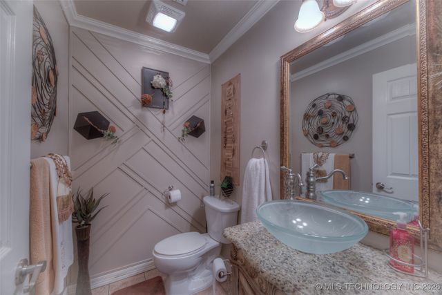 9934 S Maybelle Avenue, Jenks, OK 74037