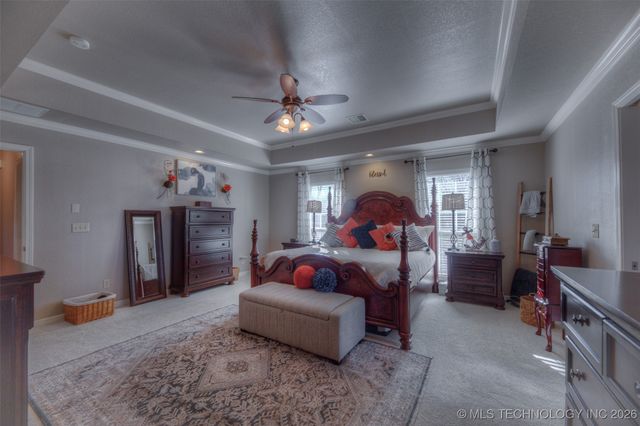 9934 S Maybelle Avenue, Jenks, OK 74037