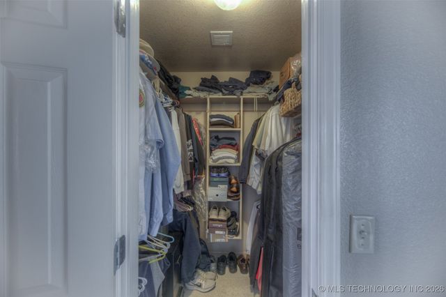 9934 S Maybelle Avenue, Jenks, OK 74037