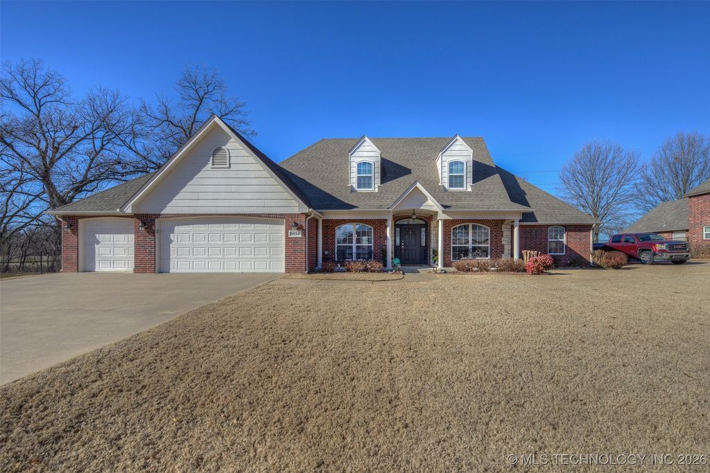 9934 S Maybelle Avenue, Jenks, OK 74037