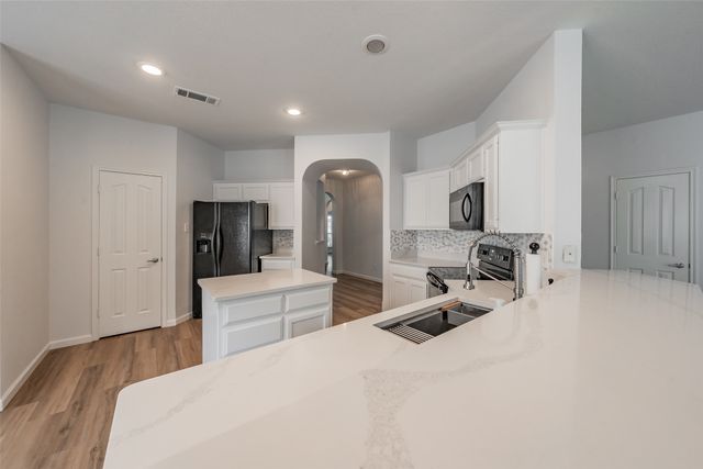 3217 Florian Lane, Fort Worth, TX 76108