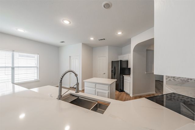 3217 Florian Lane, Fort Worth, TX 76108