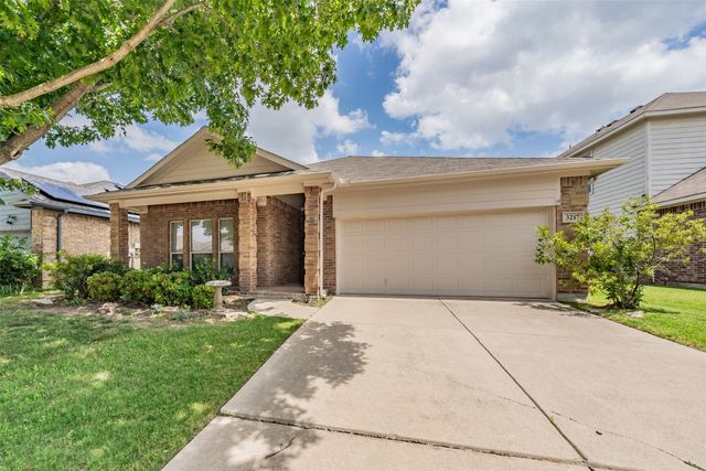 3217 Florian Lane, Fort Worth, TX 76108
