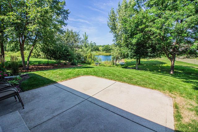 3028 Tanglewood DRIVE, Waukesha, WI 53189