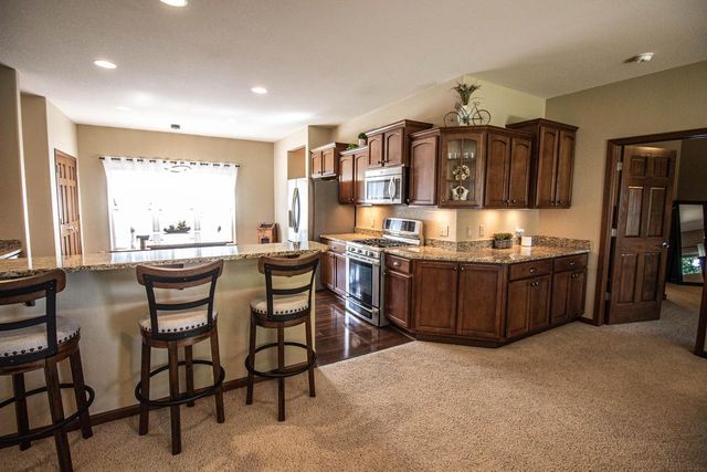 3028 Tanglewood DRIVE, Waukesha, WI 53189