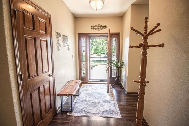 3028 Tanglewood DRIVE, Waukesha, WI 53189