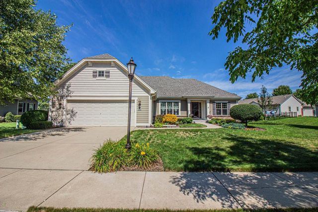 3028 Tanglewood DRIVE, Waukesha, WI 53189