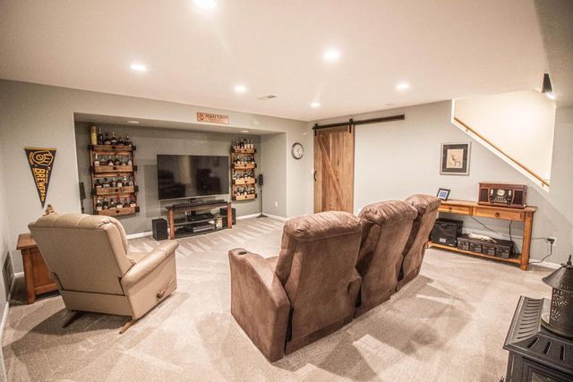 3028 Tanglewood DRIVE, Waukesha, WI 53189