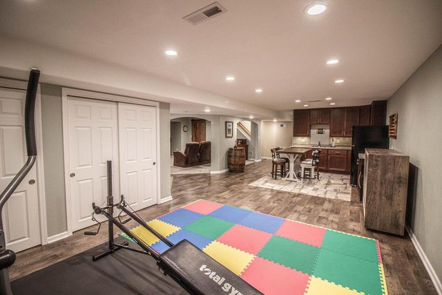 3028 Tanglewood DRIVE, Waukesha, WI 53189