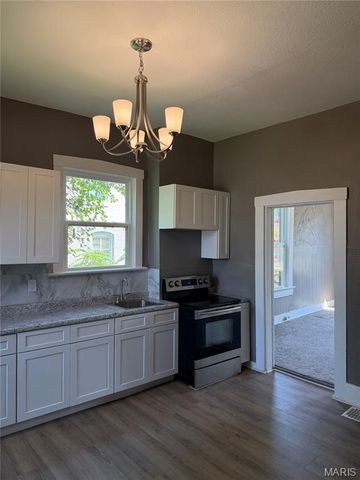 509 N Jackson Street, Belleville, IL 62220