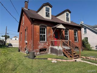 509 N Jackson Street, Belleville, IL 62220