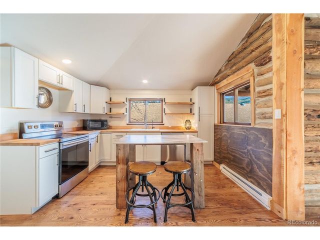 993 Highway 7 Business, Allenspark, CO 80510