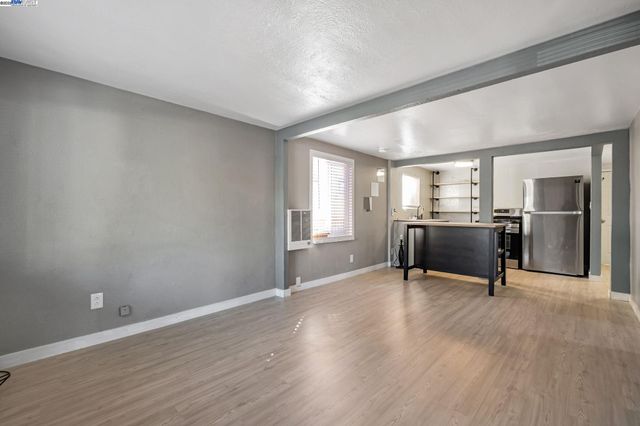 118 Sycamore St, Fremont, CA 94536