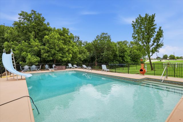 334 N Maxwell Creek Road, Murphy, TX 75094