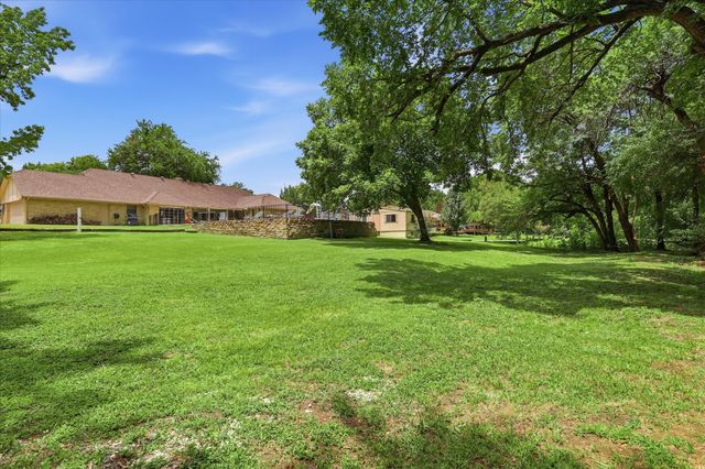 334 N Maxwell Creek Road, Murphy, TX 75094