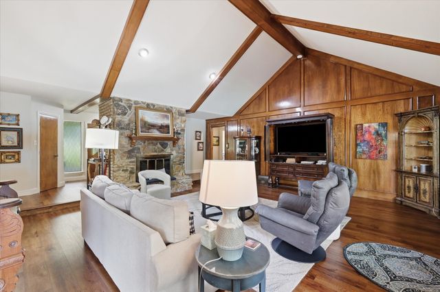 334 N Maxwell Creek Road, Murphy, TX 75094