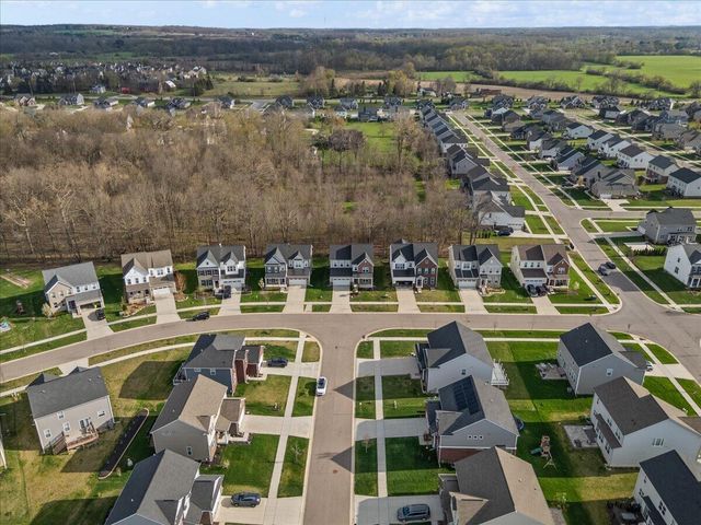 6253 S Trailwoods Drive, Scio Twp, MI 48103