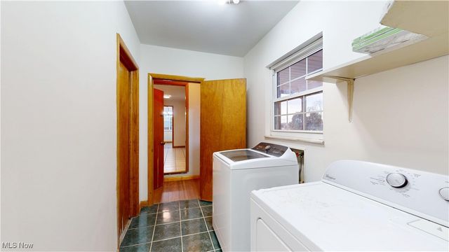 739 Campbell Drive, Belpre, OH 45714