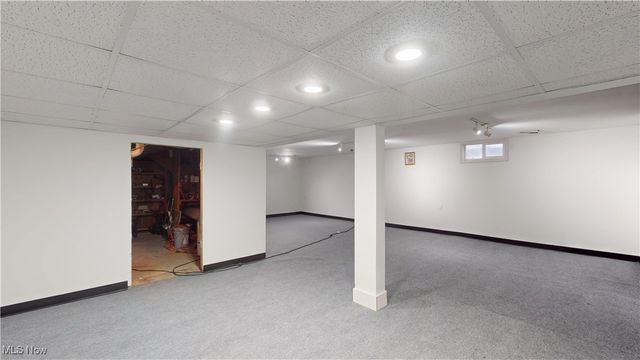 739 Campbell Drive, Belpre, OH 45714