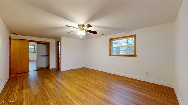 739 Campbell Drive, Belpre, OH 45714