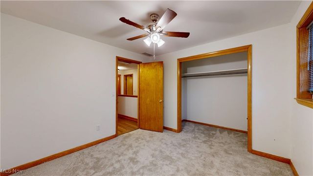 739 Campbell Drive, Belpre, OH 45714