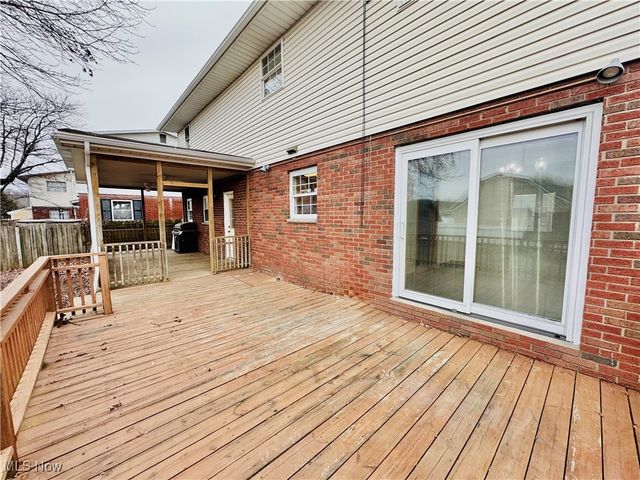 739 Campbell Drive, Belpre, OH 45714