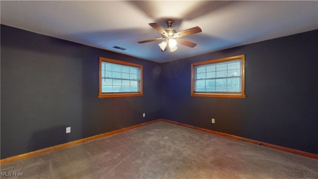 739 Campbell Drive, Belpre, OH 45714