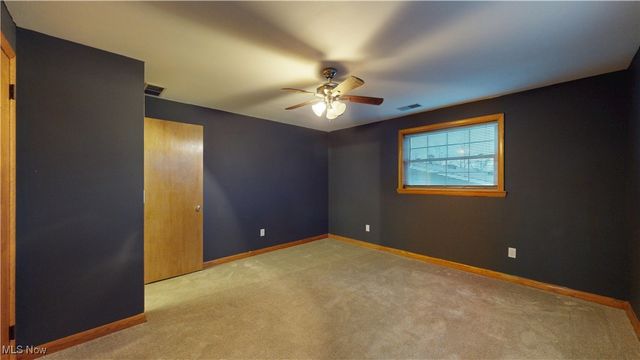 739 Campbell Drive, Belpre, OH 45714