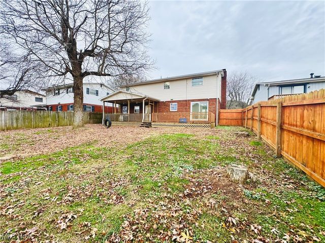 739 Campbell Drive, Belpre, OH 45714