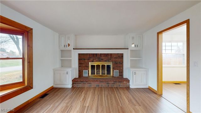 739 Campbell Drive, Belpre, OH 45714