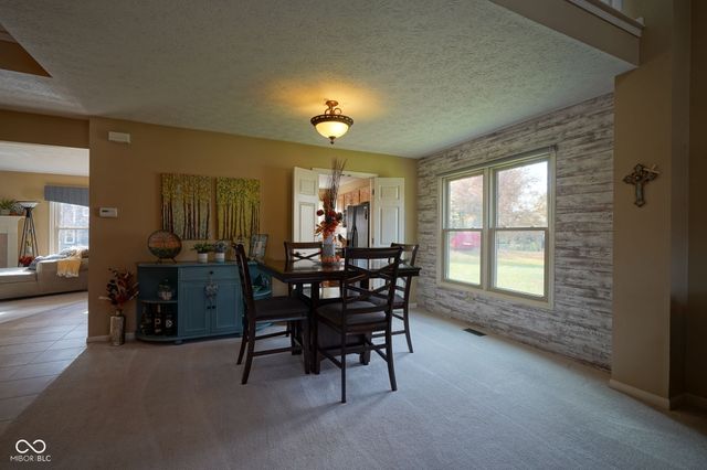 10331 Blue Fin Drive, Indianapolis, IN 46256