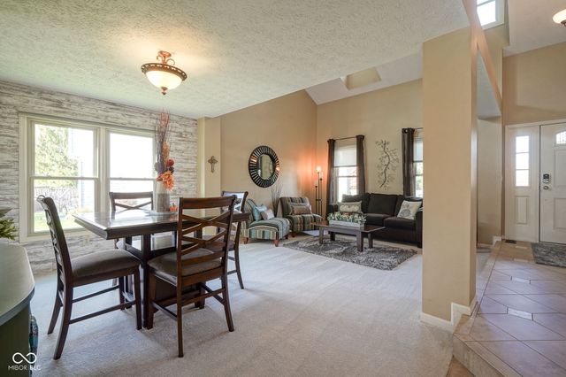 10331 Blue Fin Drive, Indianapolis, IN 46256