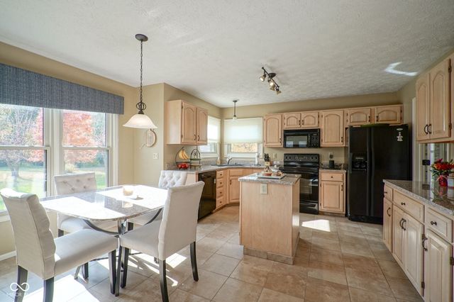 10331 Blue Fin Drive, Indianapolis, IN 46256