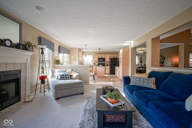 10331 Blue Fin Drive, Indianapolis, IN 46256