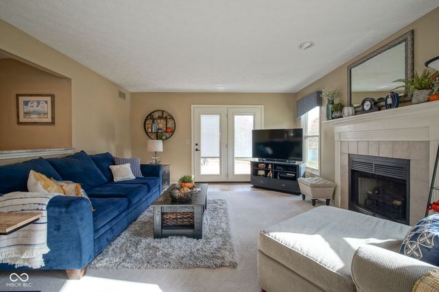 10331 Blue Fin Drive, Indianapolis, IN 46256