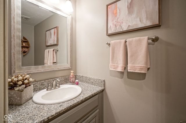 10331 Blue Fin Drive, Indianapolis, IN 46256