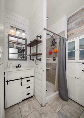 31515 N Cedar Rd, Deer Park, WA 99006