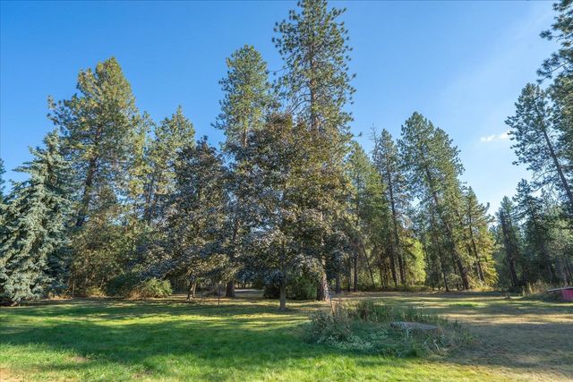 31515 N Cedar Rd, Deer Park, WA 99006