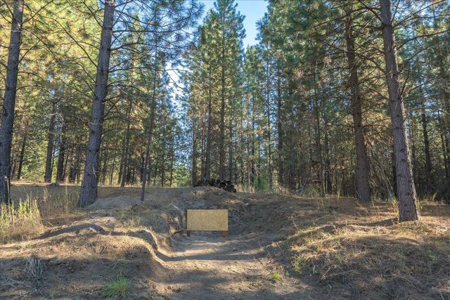 31515 N Cedar Rd, Deer Park, WA 99006