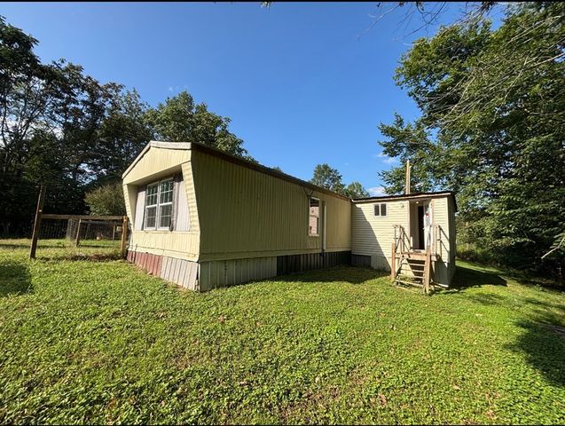 589 Dyer Cemetery Rd, Bloomington Springs, TN 38545