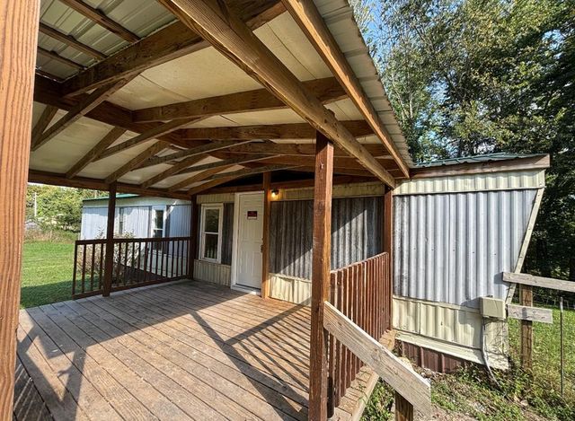 589 Dyer Cemetery Rd, Bloomington Springs, TN 38545