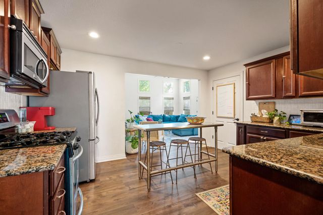 2500 W 12th ST, Austin, TX 78703
